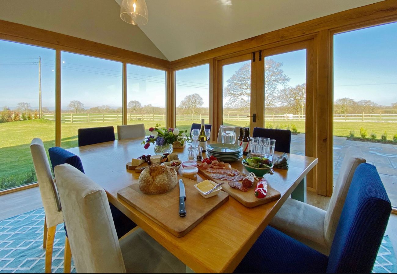 Ferienhaus in Whitchurch - The Coach House at Tybroughton