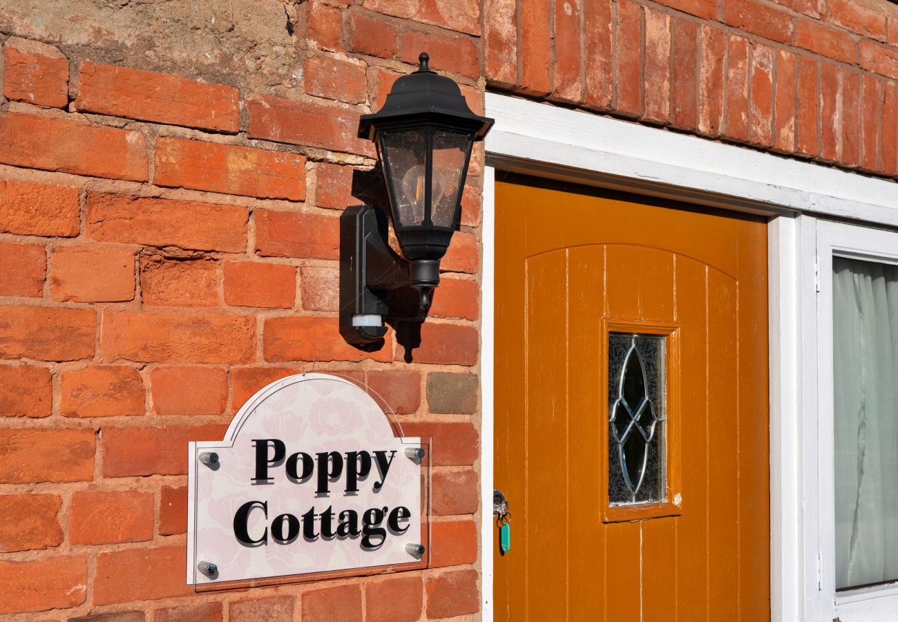 Landhaus in Aylesbeare - Poppy Cottage, Great Houndbeare Farm