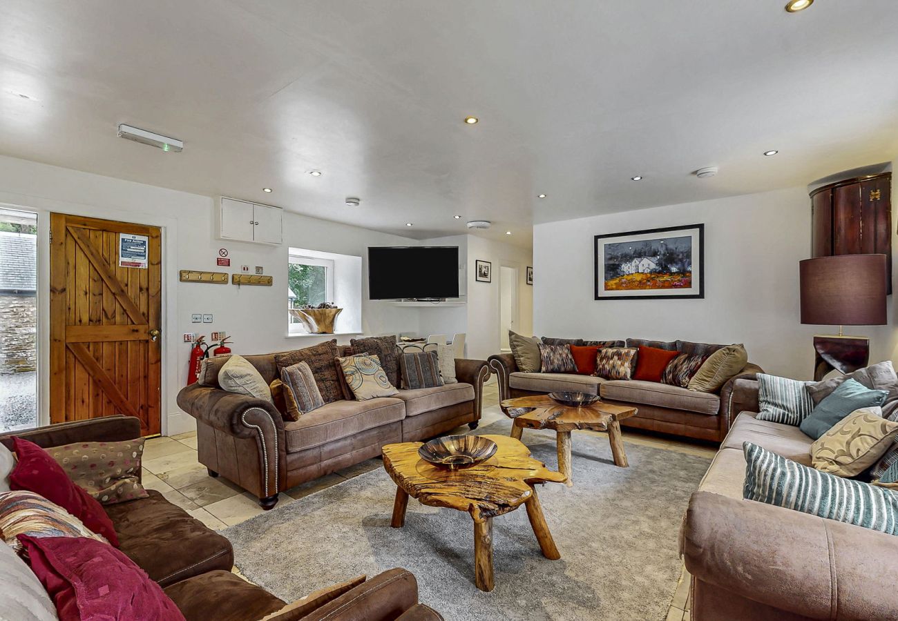 Landhaus in Glendaruel - Old Barn at Ormidale House