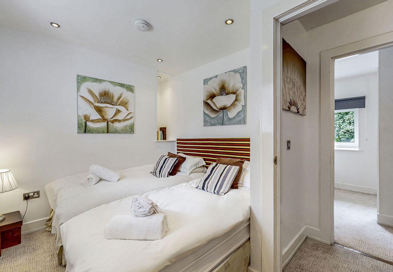 Landhaus in Glendaruel - Old Barn at Ormidale House