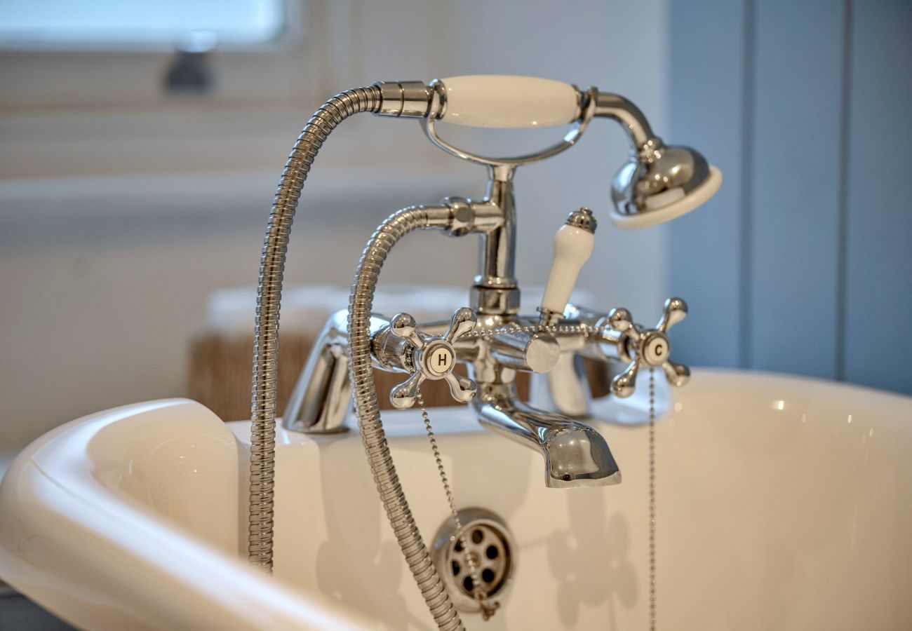 Ferienhaus in Kingsand - Charterhouse