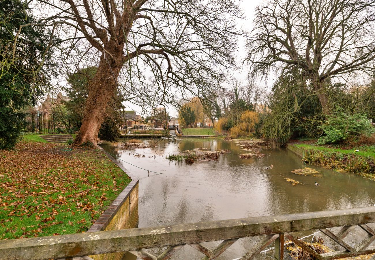 Landhaus in Godmanchester - The Potting Shed at Island Hall