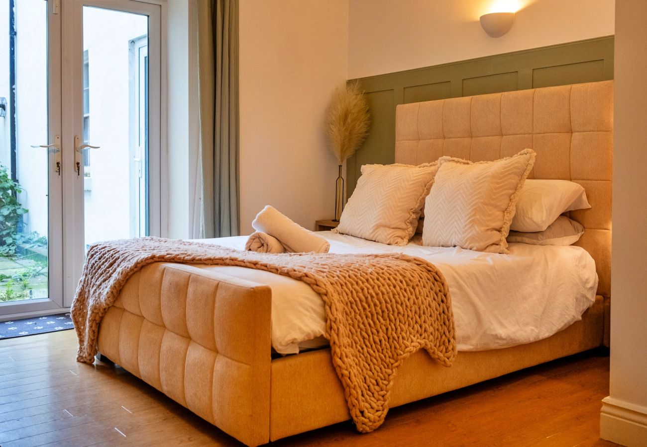 Ferienwohnung in Cheltenham - Cheltenham Residence