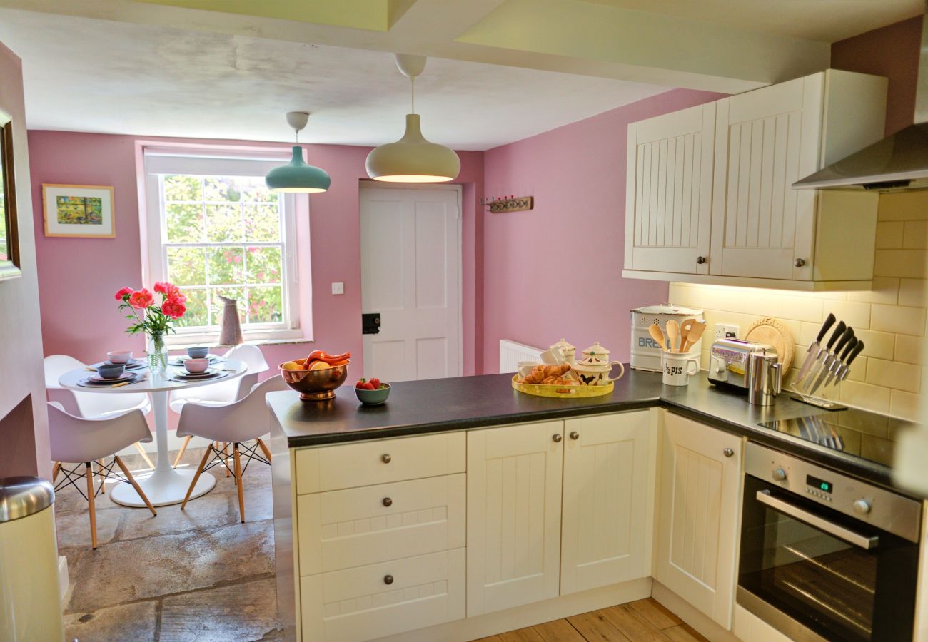 Landhaus in Wingfield - Meadowsweet Cottage