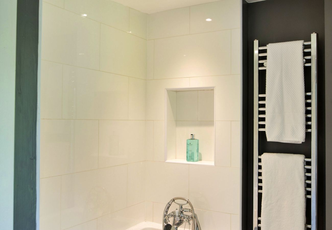 Landhaus in Wingfield - Meadowsweet Cottage