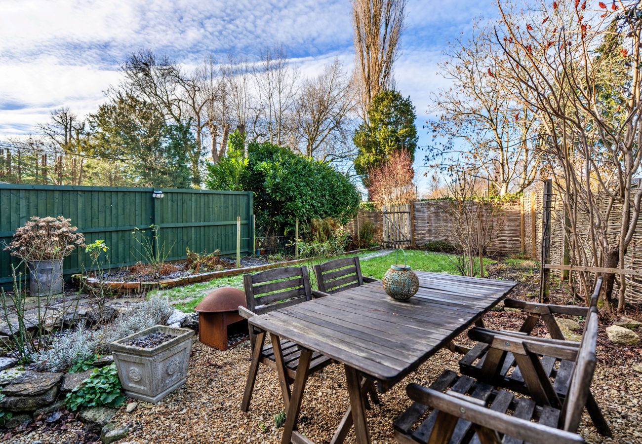 Landhaus in Wingfield - Meadowsweet Cottage