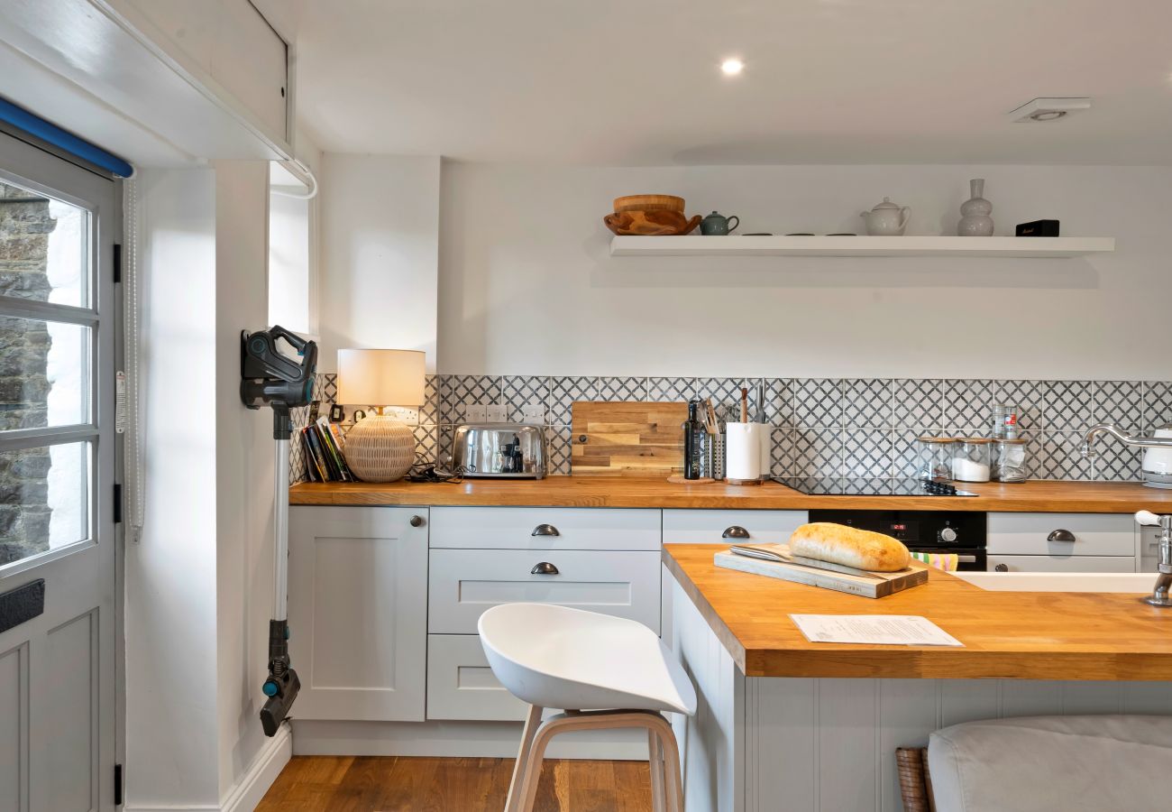 Landhaus in Broadhempston - Horseshoe Cottage