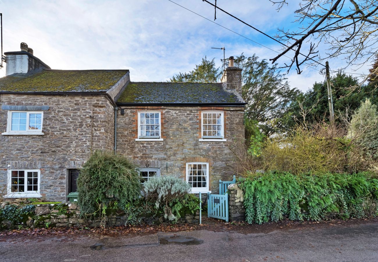 Landhaus in Broadhempston - Horseshoe Cottage