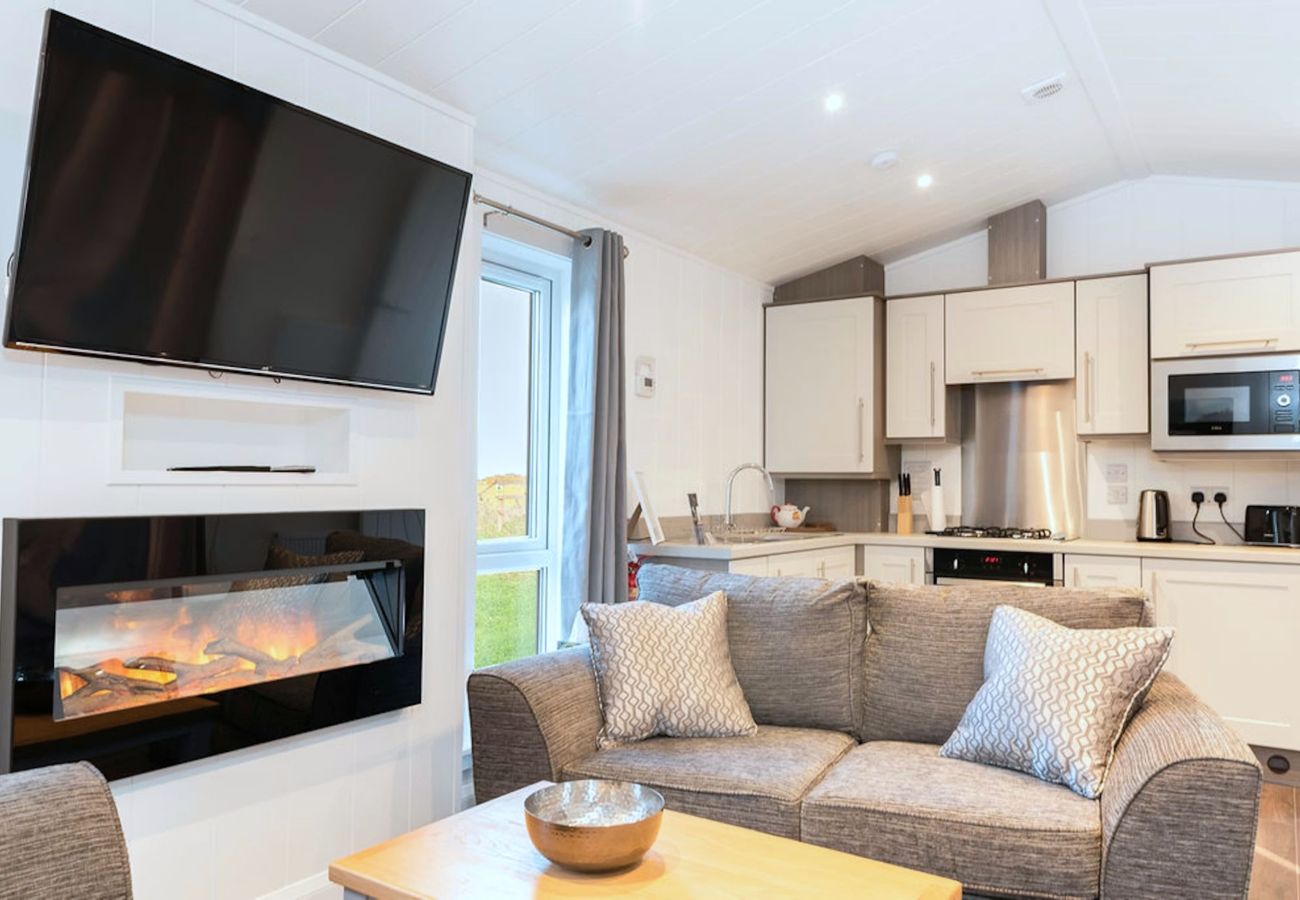 Chalet in Errol - Silverwood Hideaway Lodge