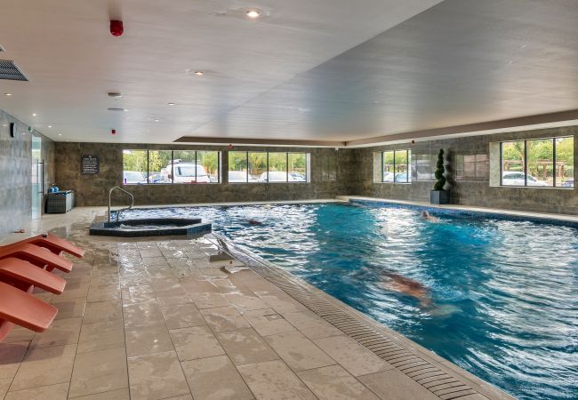 Chalet in Bourn - Pembroke Luxury Lodge