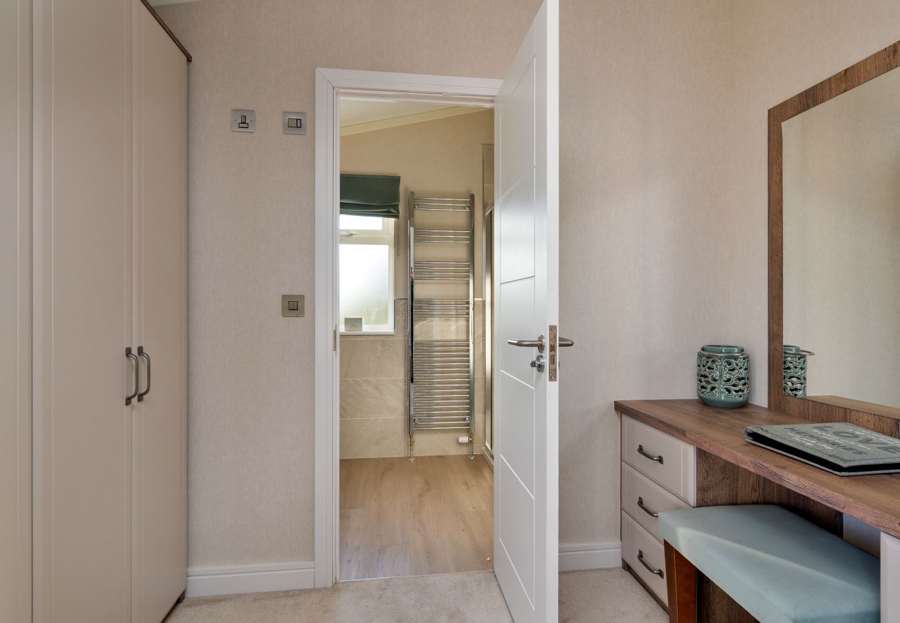 Chalet in Bourn - Osprey Luxury Lodge