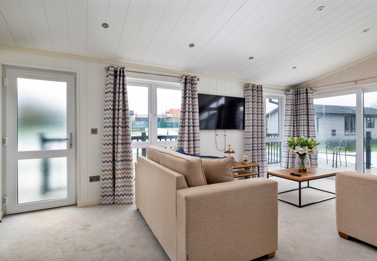 Chalet in Bourn - Churchill Luxury Lodge