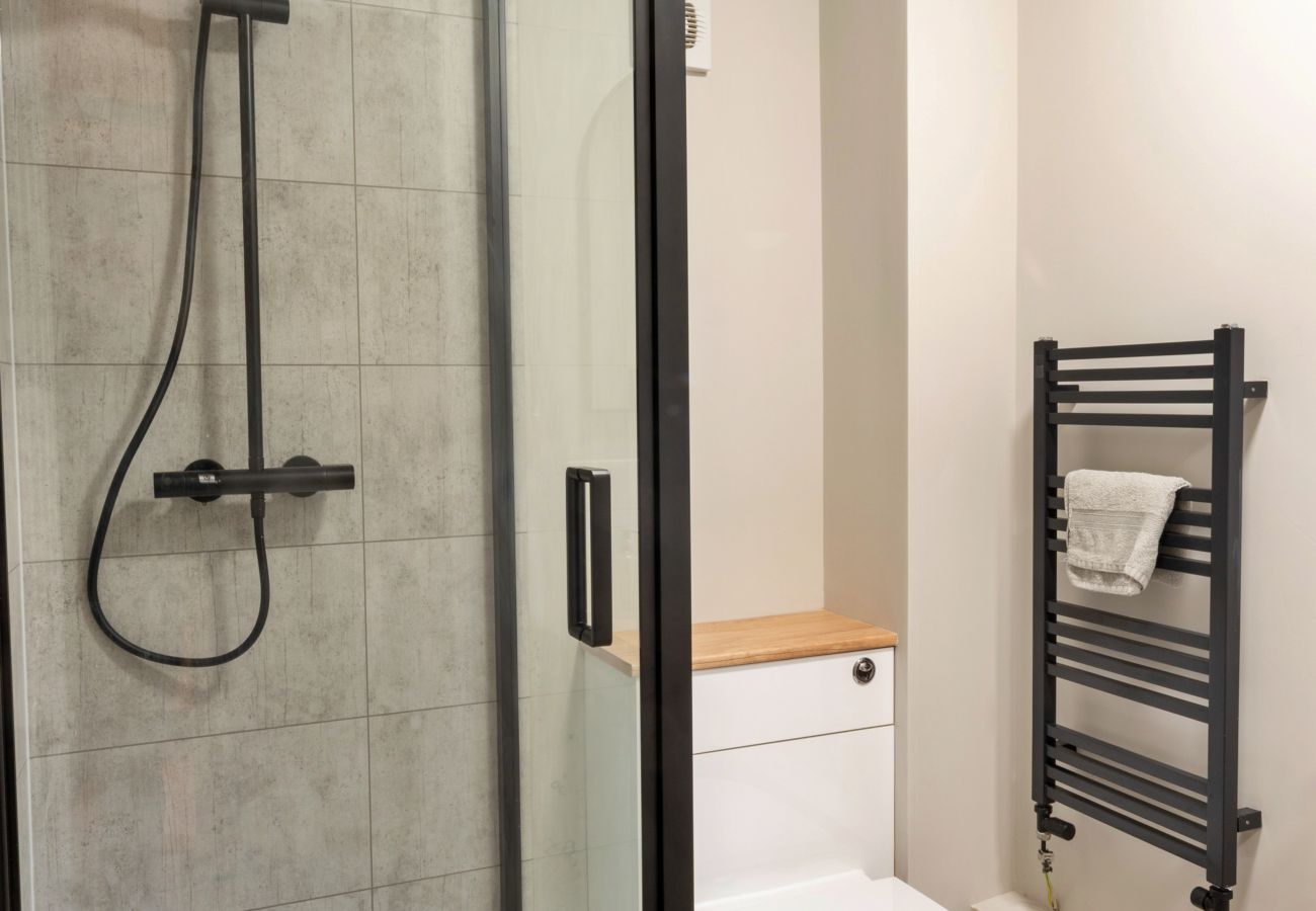 Chalet in Callington - Toblerone Lodge