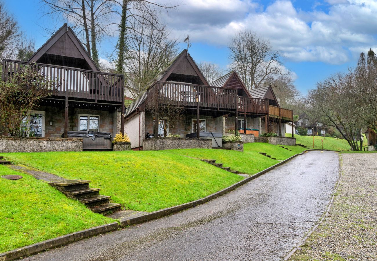 Chalet in Callington - Toblerone Lodge