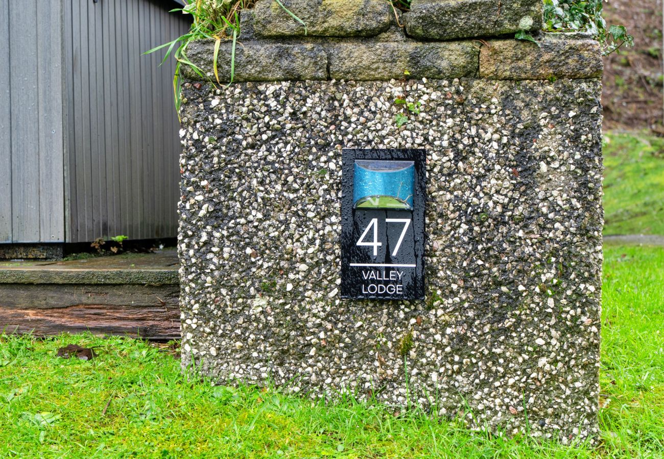 Chalet in Callington - Toblerone Lodge