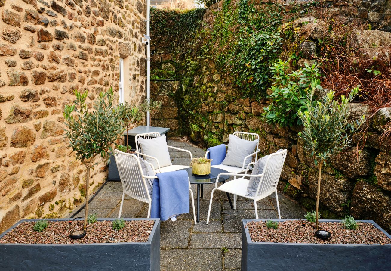 Landhaus in Nancledra - Mill Stone Cottage