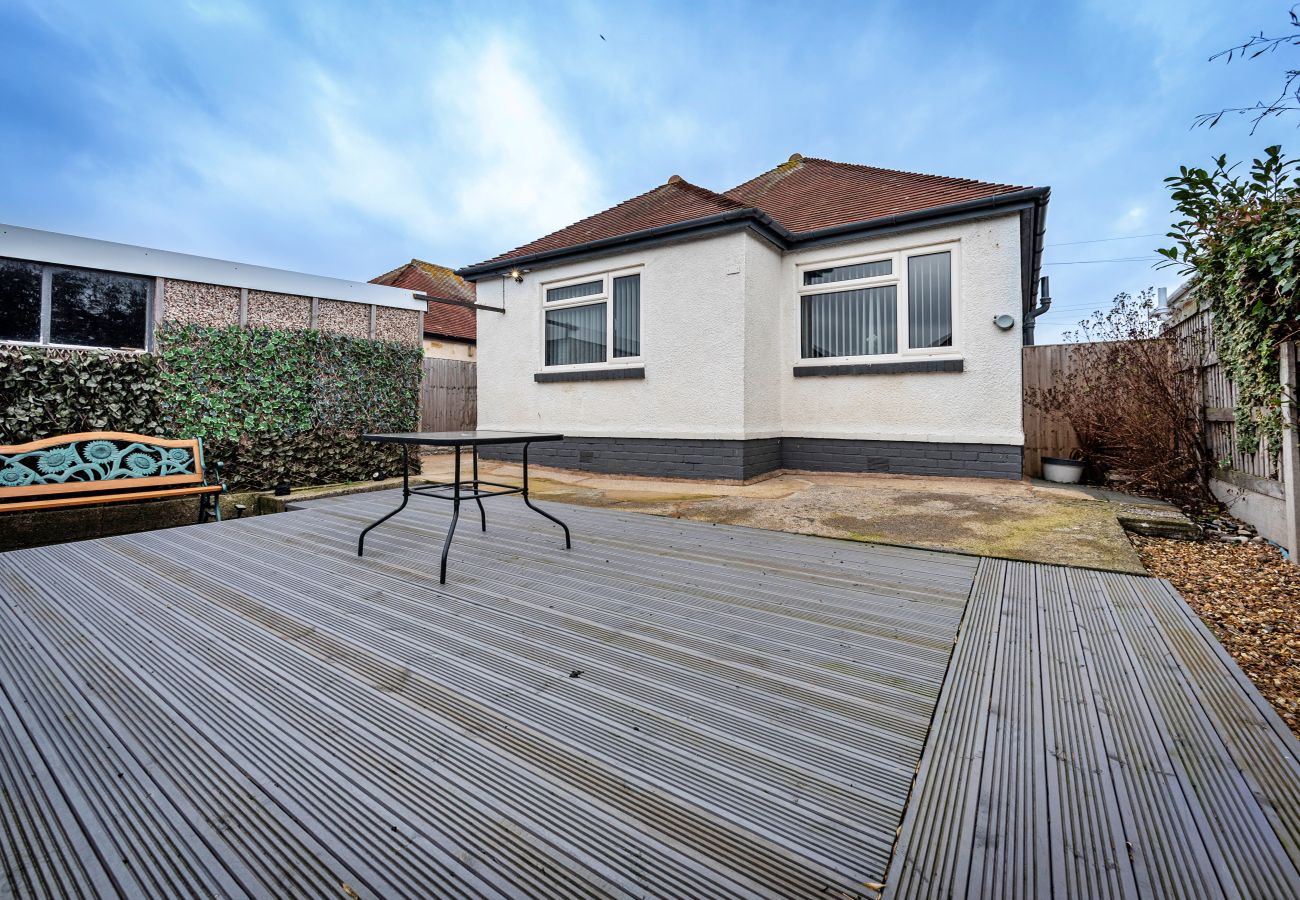 Bungalow in Prestatyn - Hafan Traeth
