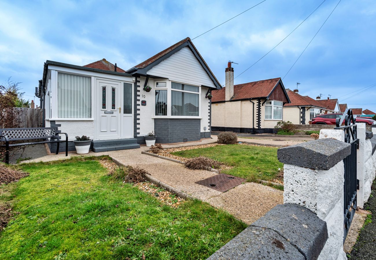 Bungalow in Prestatyn - Hafan Traeth