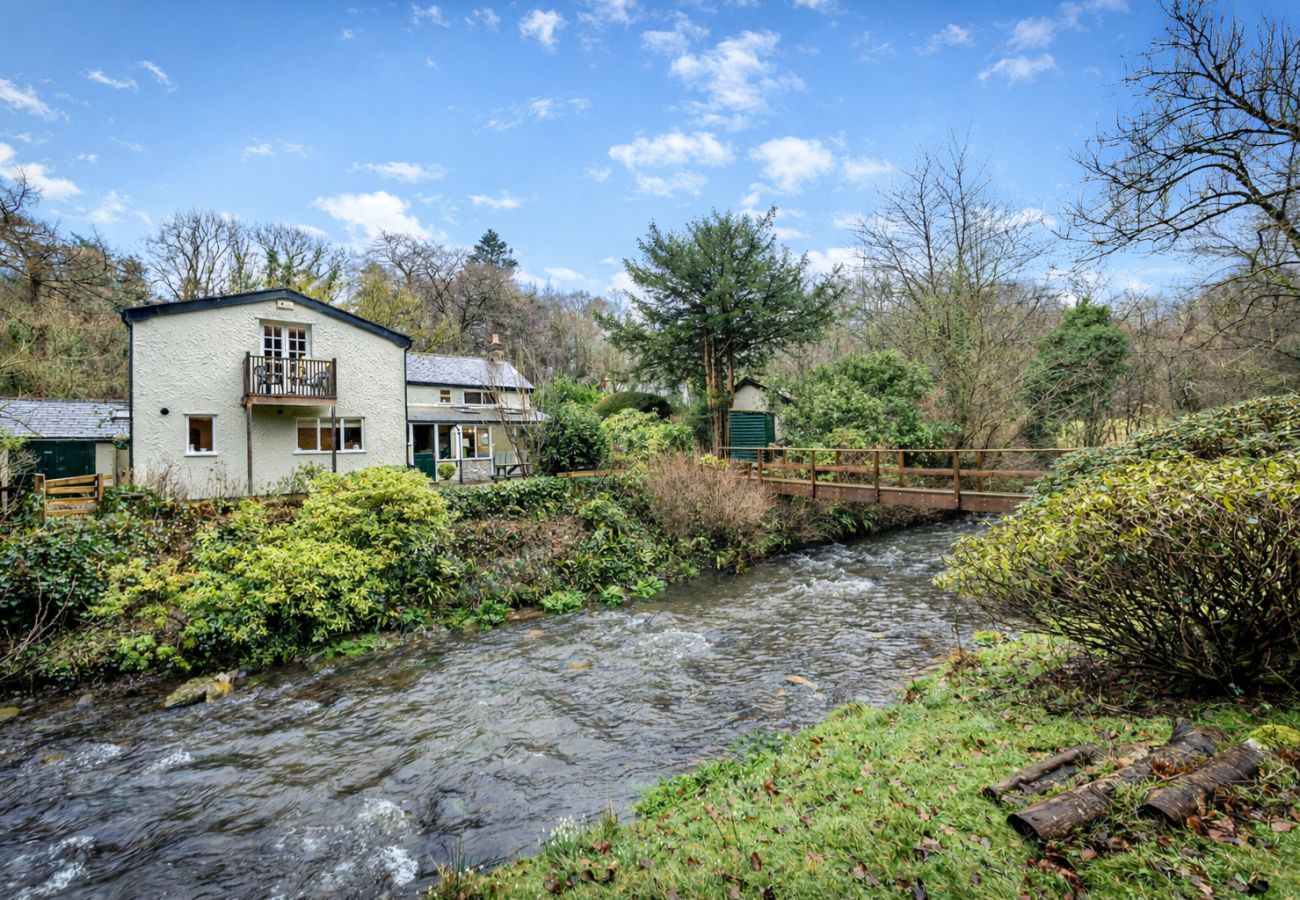 Landhaus in Denbigh - Dolhyfryd Lodge