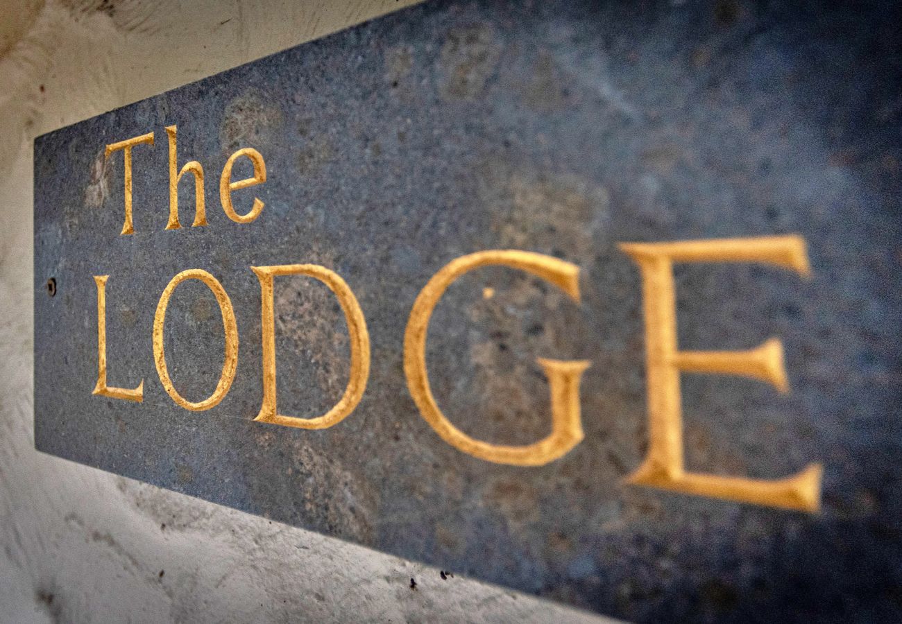 Landhaus in Denbigh - Dolhyfryd Lodge