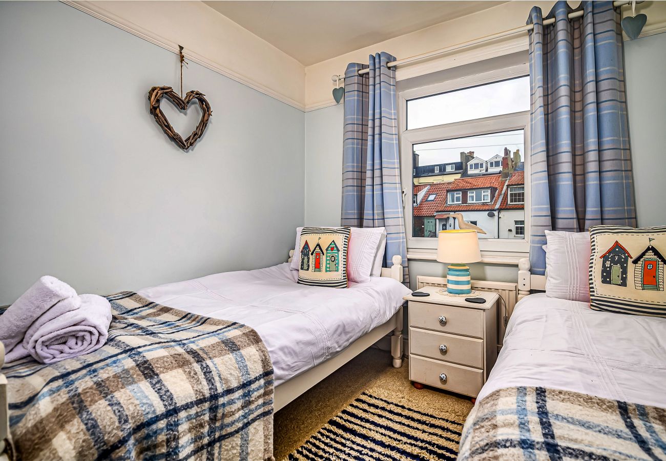 Landhaus in Whitby - Tenby Cottage