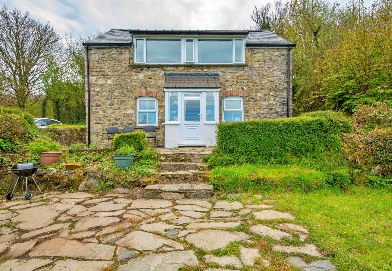 Landhaus in Dinas Cross - Arfron