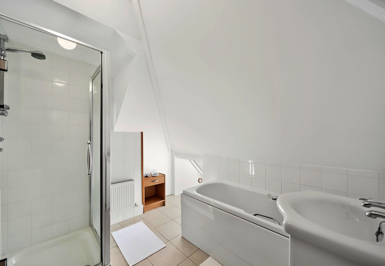 Ferienhaus in Edgware - Knoll Top
