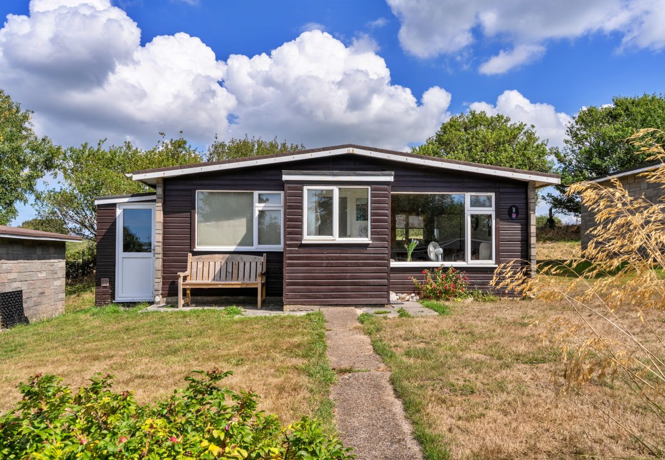 Bungalow in Welcombe - Foxgloves Bungalow