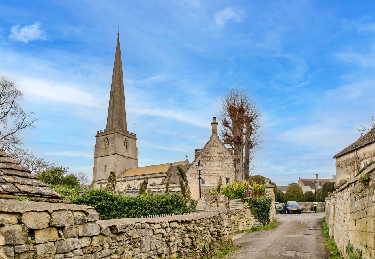 Landhaus in Painswick - Little Hale Cottage