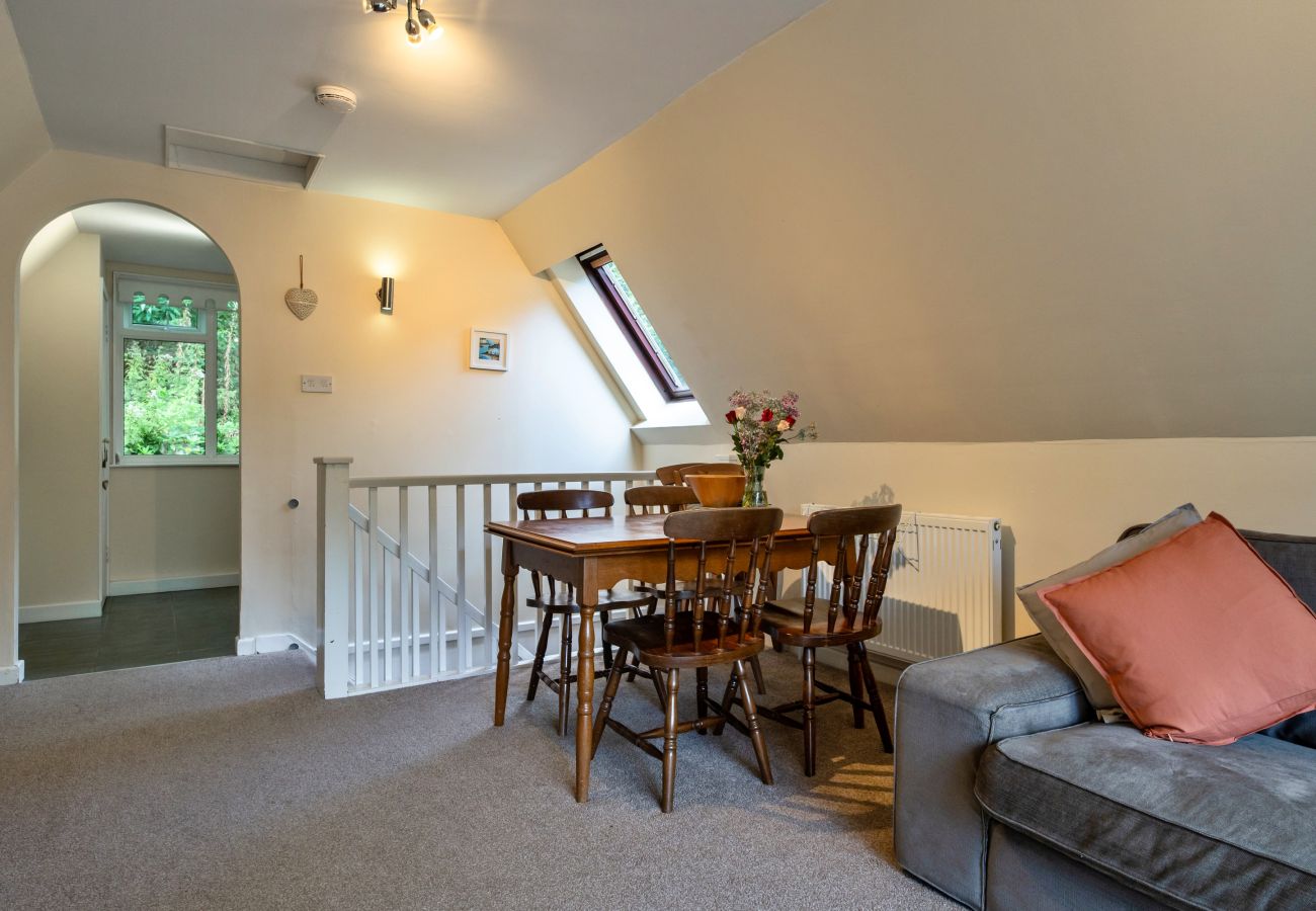 Chalet in Callington - Daisy Valley Lodge