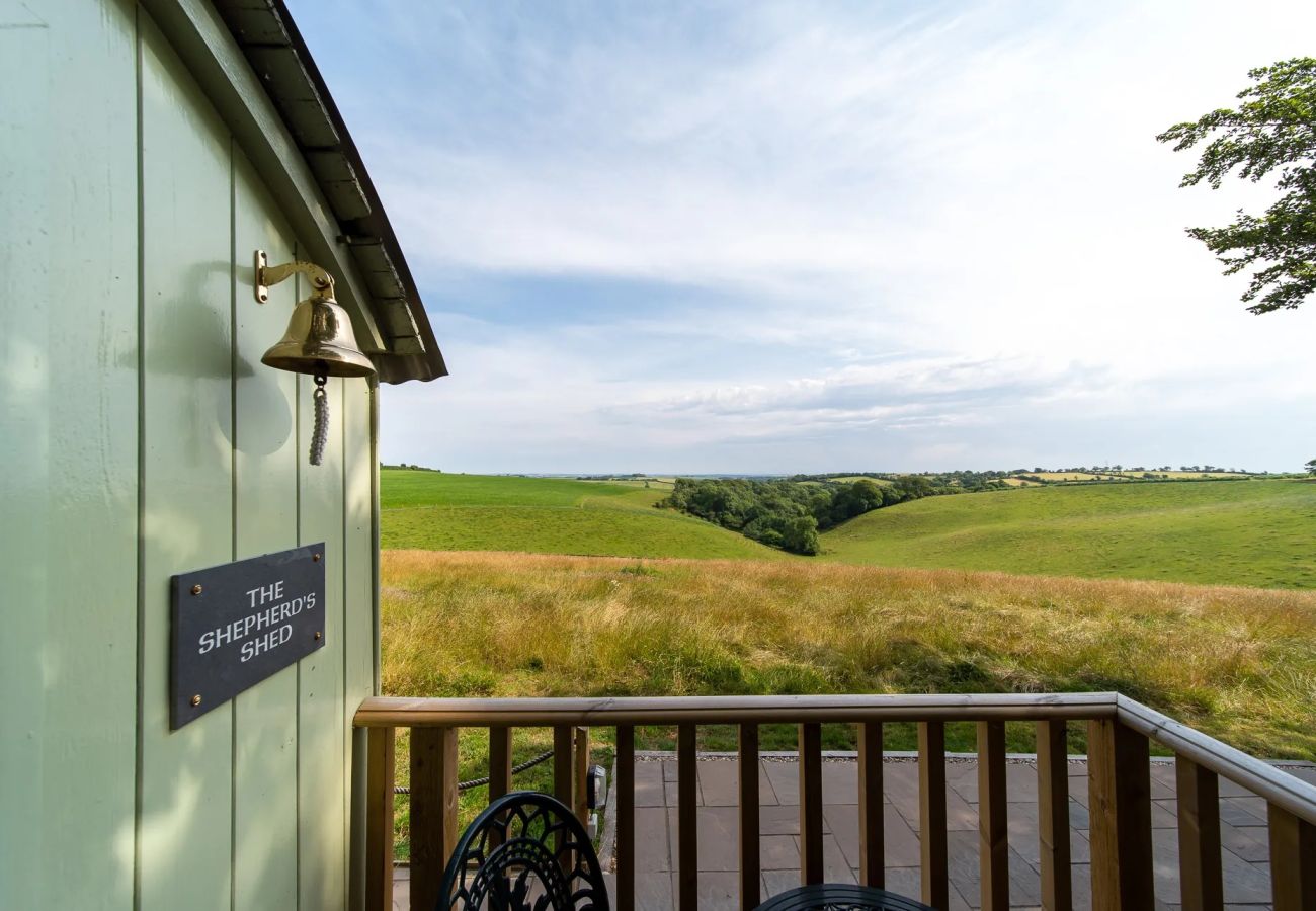 Blockhütte in Barnstaple - The Shepherd's Shed at Accott Manor