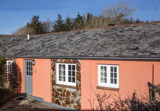  in Hartland - The Stables at Cheristow