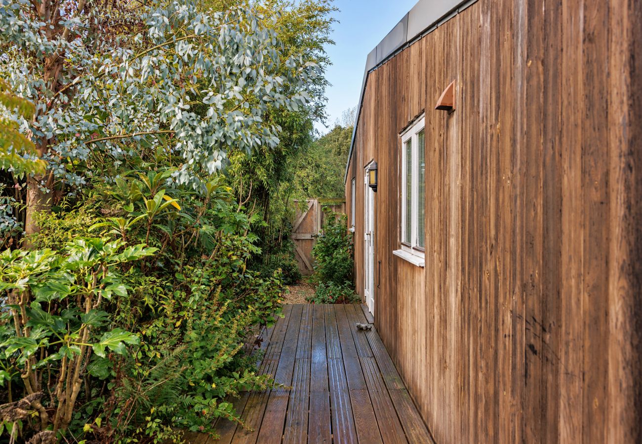 Bungalow in Themelthorpe - Hawthorn Cottage