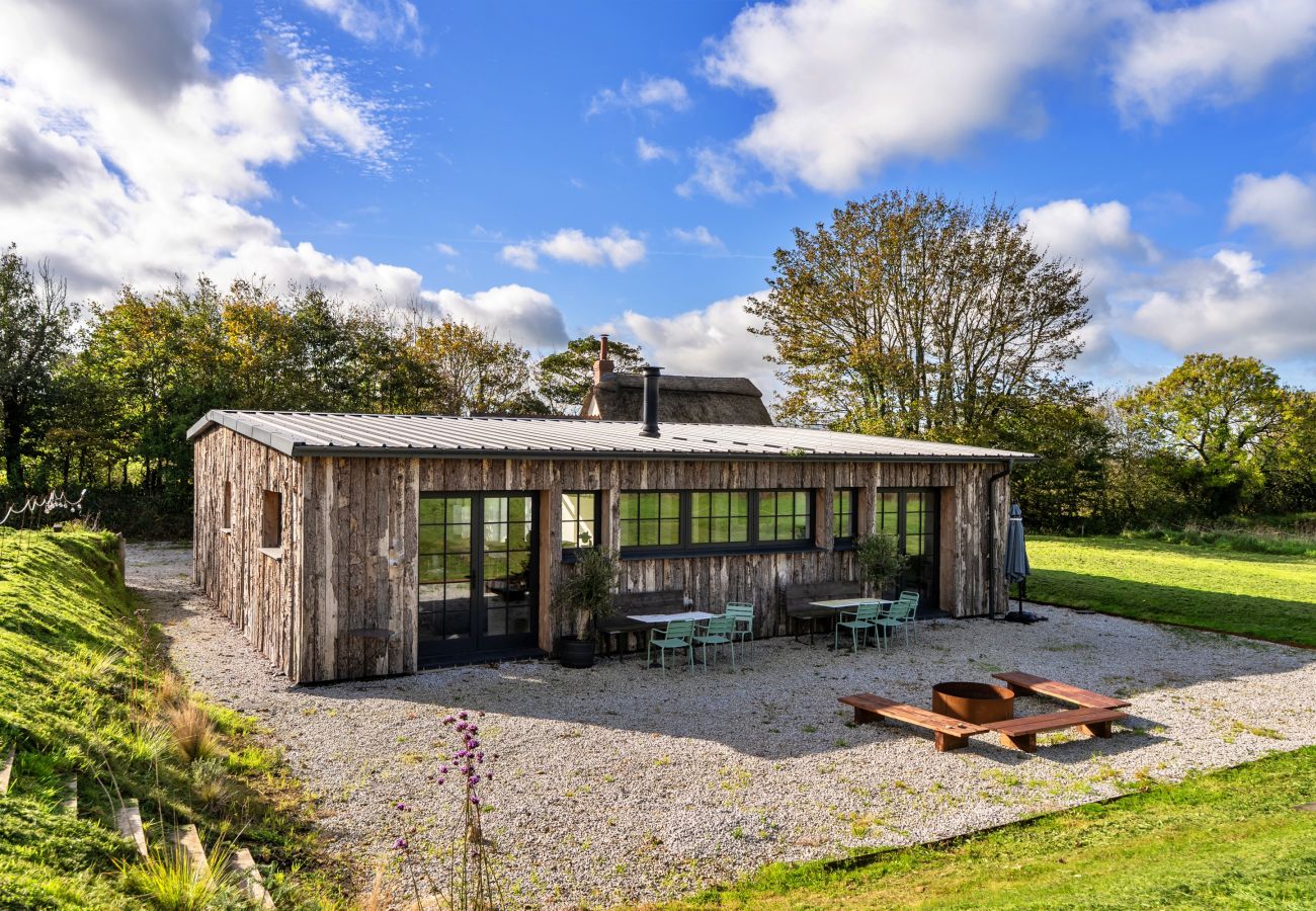Landhaus in Burnards House - Holm Barn