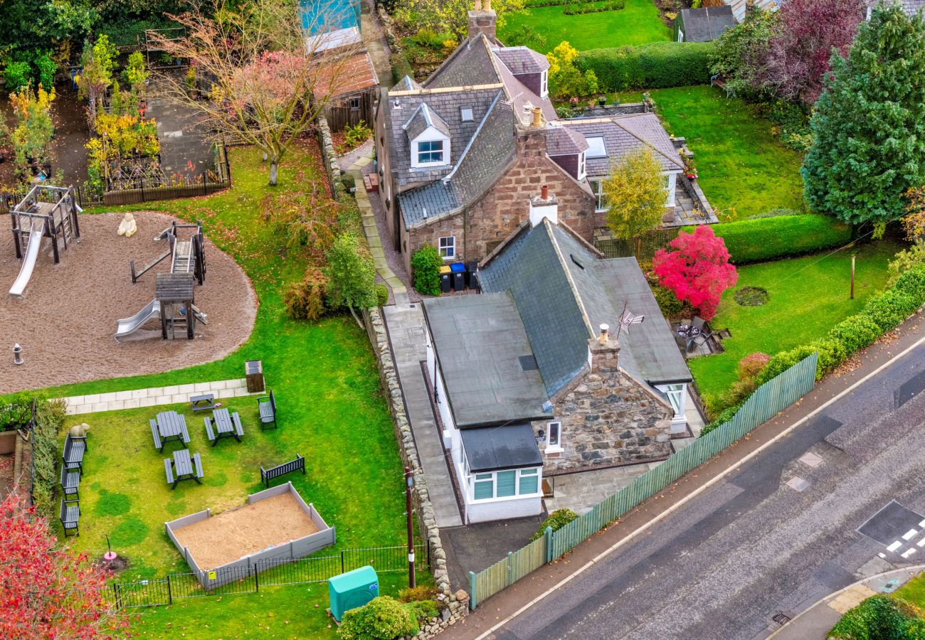 Landhaus in Banchory - St Arnauds Cottage