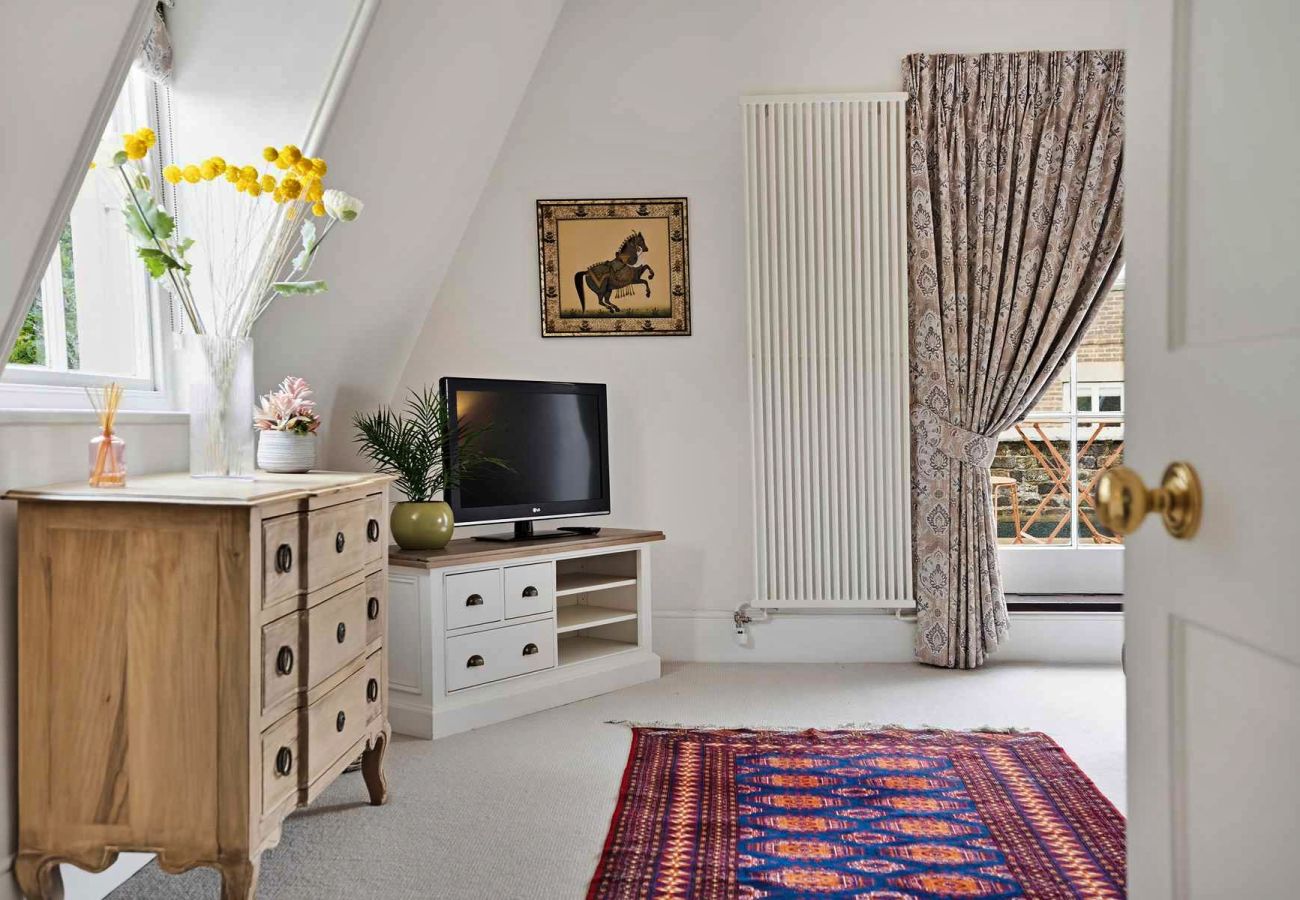 Ferienwohnung in East Molesey - Craven House, Park Suite