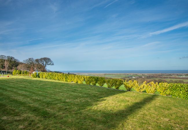 Cottage in Prestatyn - Picton Lodge - Sea Views