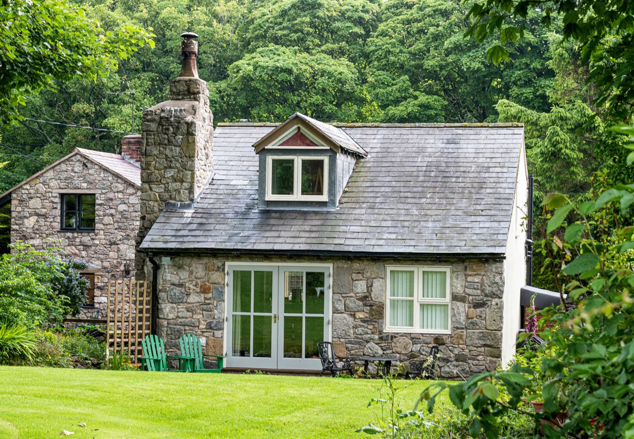 Cottage in Pantymwyn - The Cottage