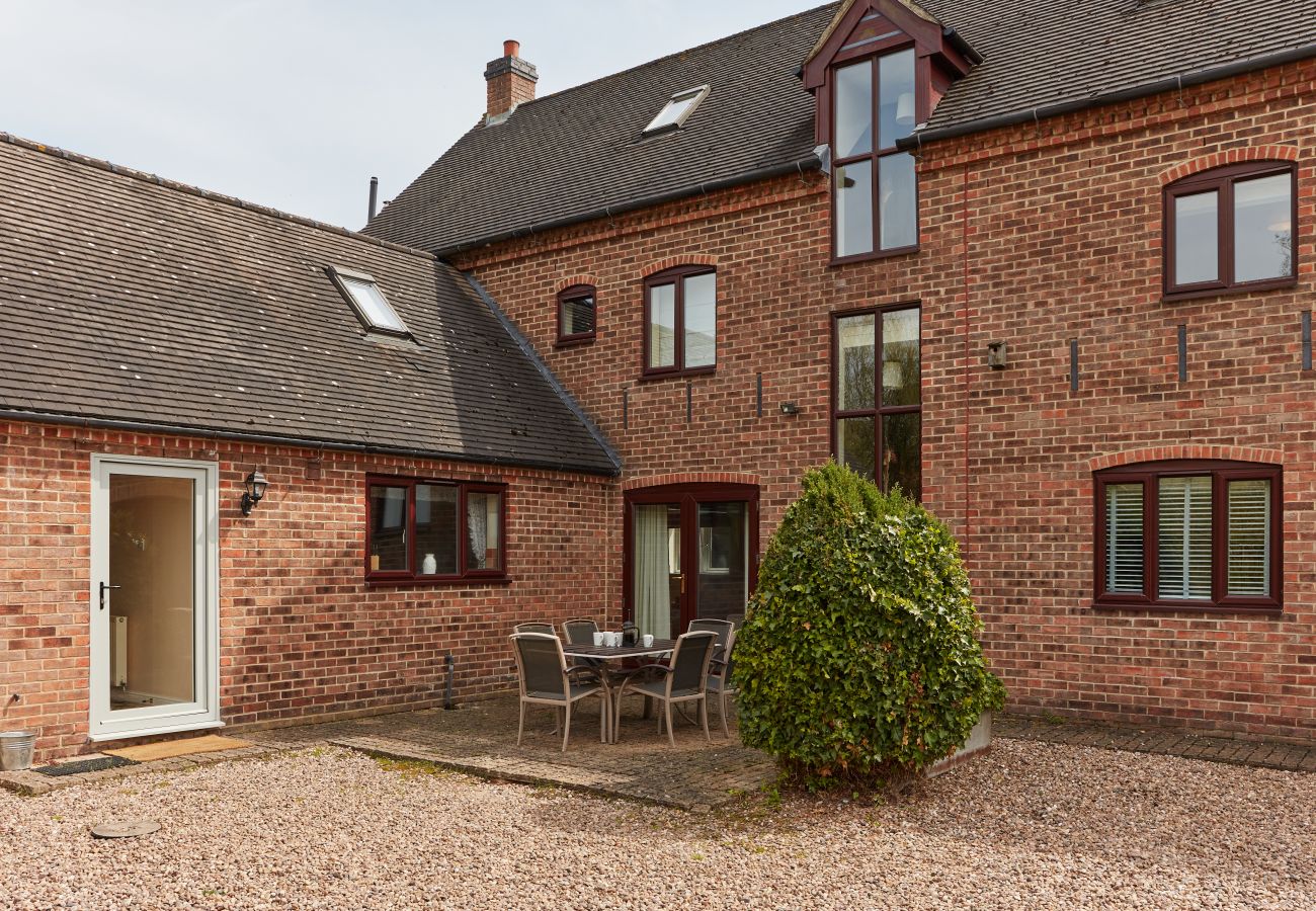 Cottage in Ashbourne - Willow Barn