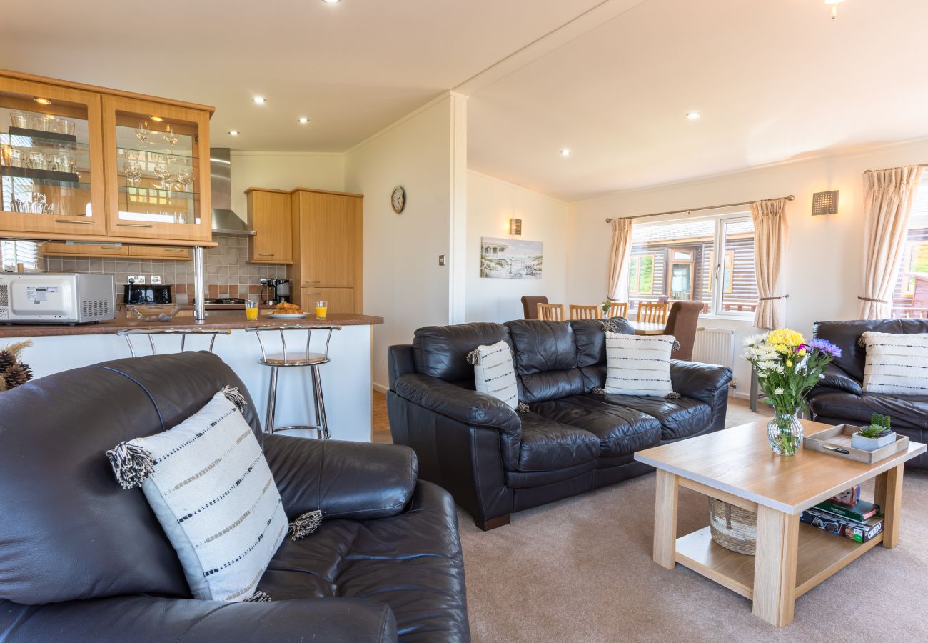 Chalet in Torpoint - Serendipity Lodge