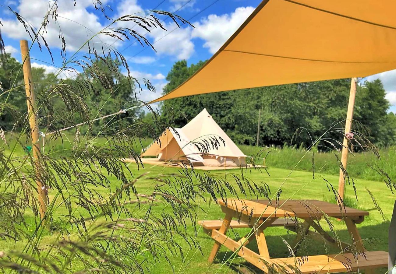 Chalet in Swannington - Bulrush Bell Tent