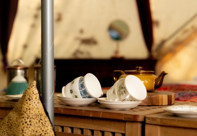 Chalet in Woolton Hill - Bedouin Bell Tent Chalet in Woolton Hill - Bedouin Bell Tent