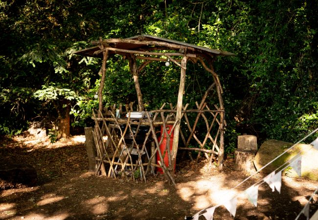 Chalet in Woolton Hill - Moroccan Bell Tent