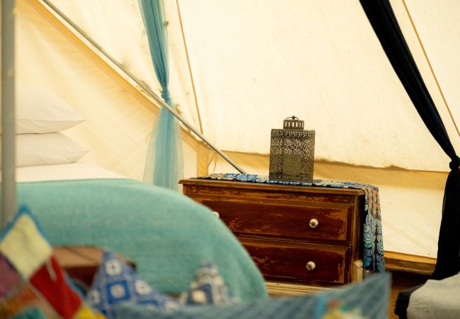 Chalet in Woolton Hill - Moroccan Bell Tent