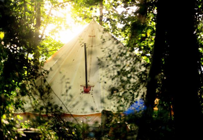 Chalet in Woolton Hill - Moroccan Bell Tent Chalet in Woolton Hill - Moroccan Bell Tent