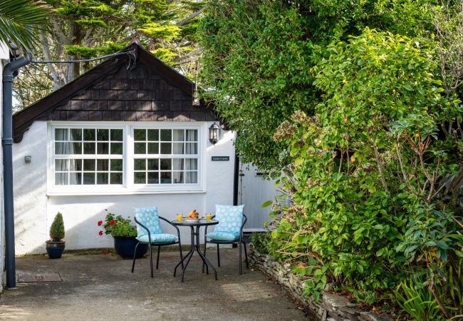 Cottage in Bossiney - Garden Coombe