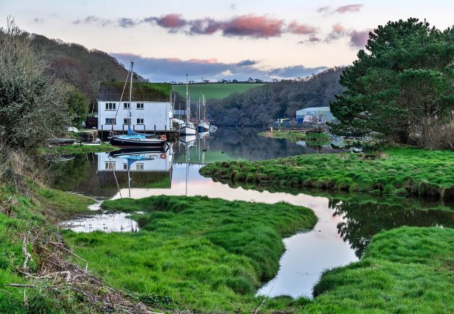 Cottage in Gweek - The Old Counting House Cottage in Gweek - The Old Counting House
