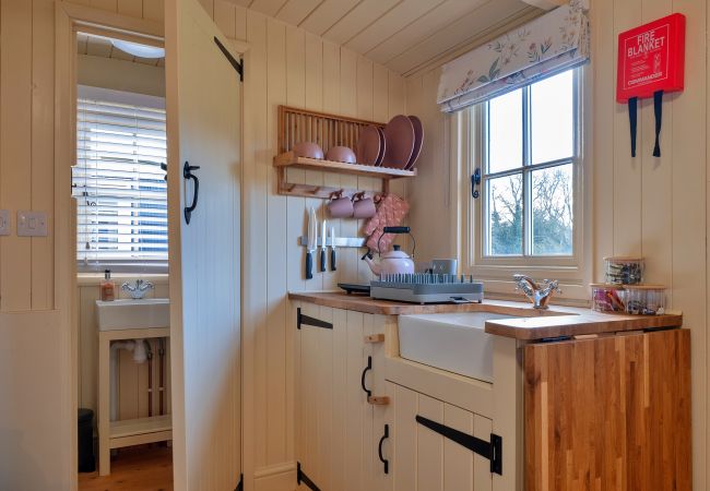 Chalet in Steane - The Flower Hut Chalet in Steane - The Flower Hut