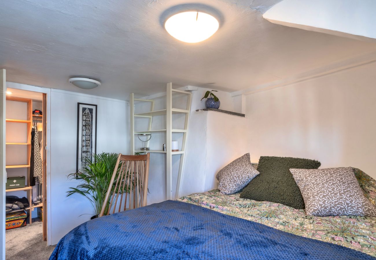 Cottage in Launceston - Bre Stefan