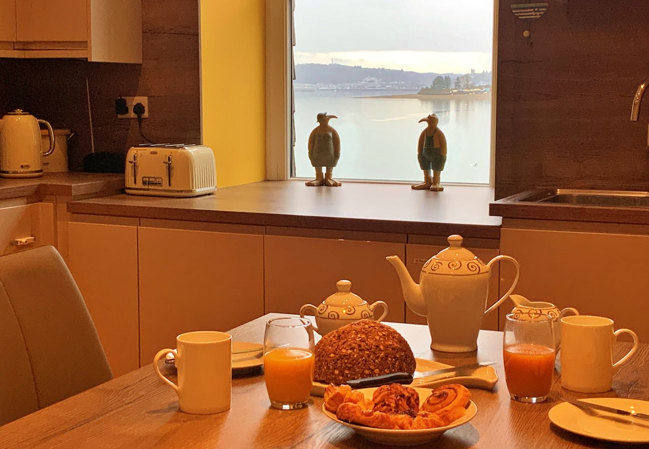 Appartement in Beaumaris - Waters Edge at Gadlys House